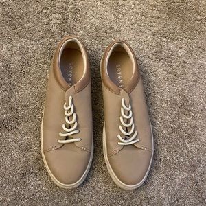 Nude Classic Sneakers